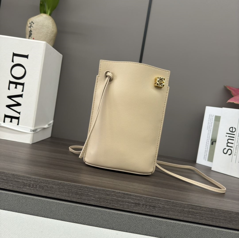 l*ew* satchel bags